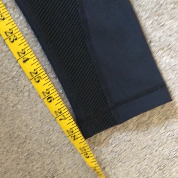 90 Degree Dark Leggings - Picture 6 of 9